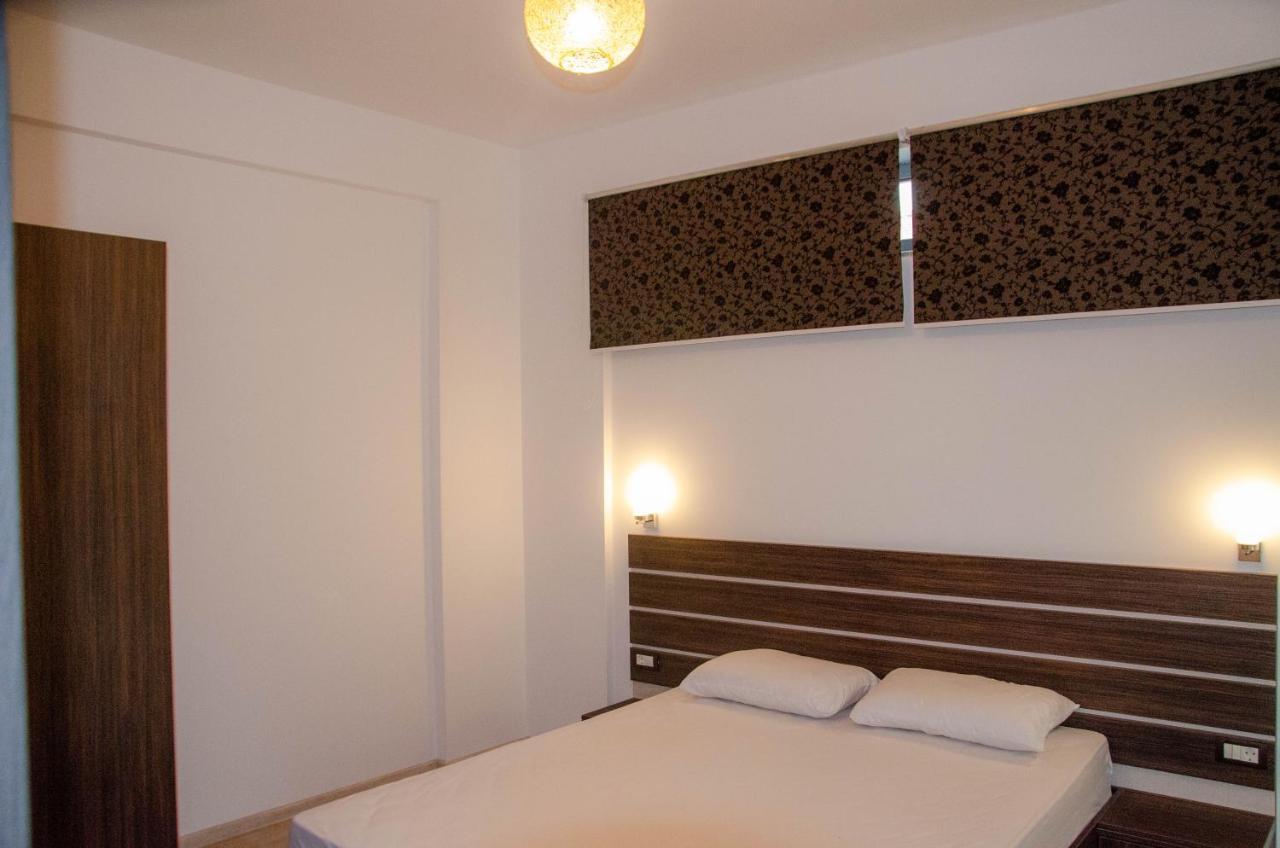 Velvet Residence Năvodari Buitenkant foto